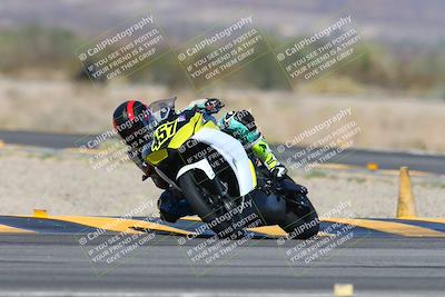 media/Oct-19-2024-CVMA (Sat) [[7df39c5a0d]]/Race 3-Formula UL-American Thunder/